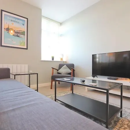 Apartment Champion Court 10