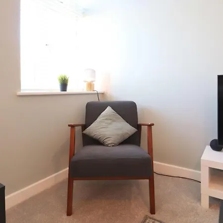 Champion Court 10 아파트